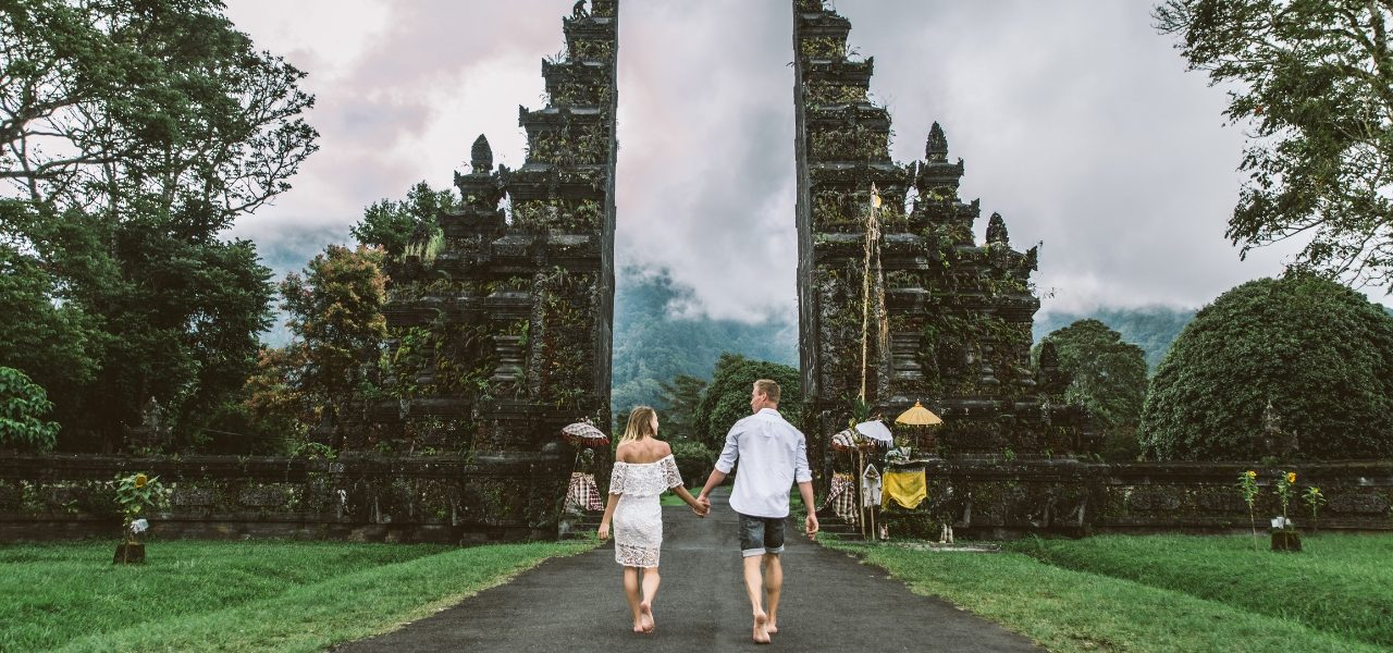 Bali Honeymoon Guide: Top Romantic Escapes for Newlyweds in Paradise