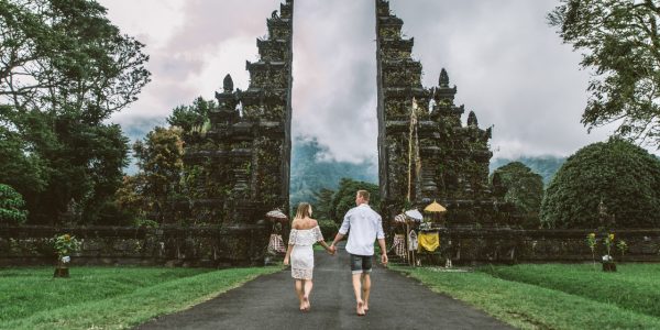 Bali Honeymoon Guide: Top Romantic Escapes for Newlyweds in Paradise